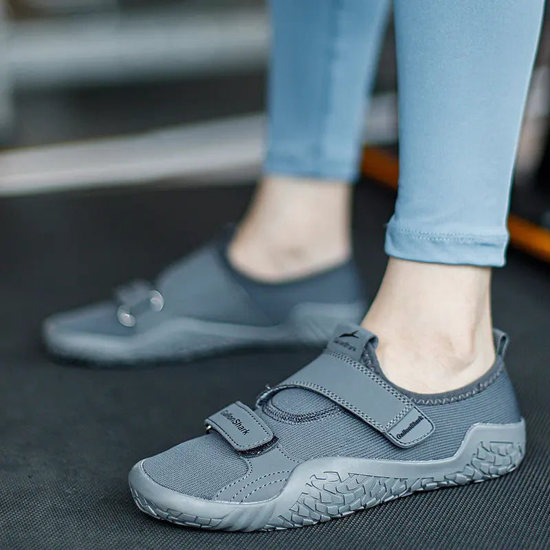 Golen Shark Gym Running Shoes for Men and Women