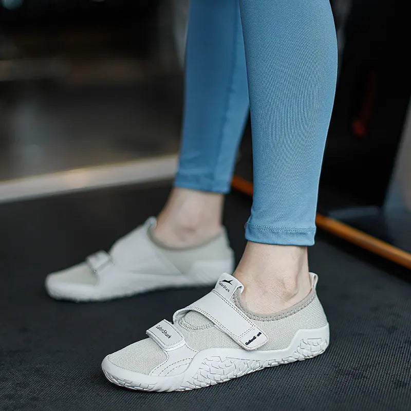 Golen Shark Gym Running Shoes for Men and Women